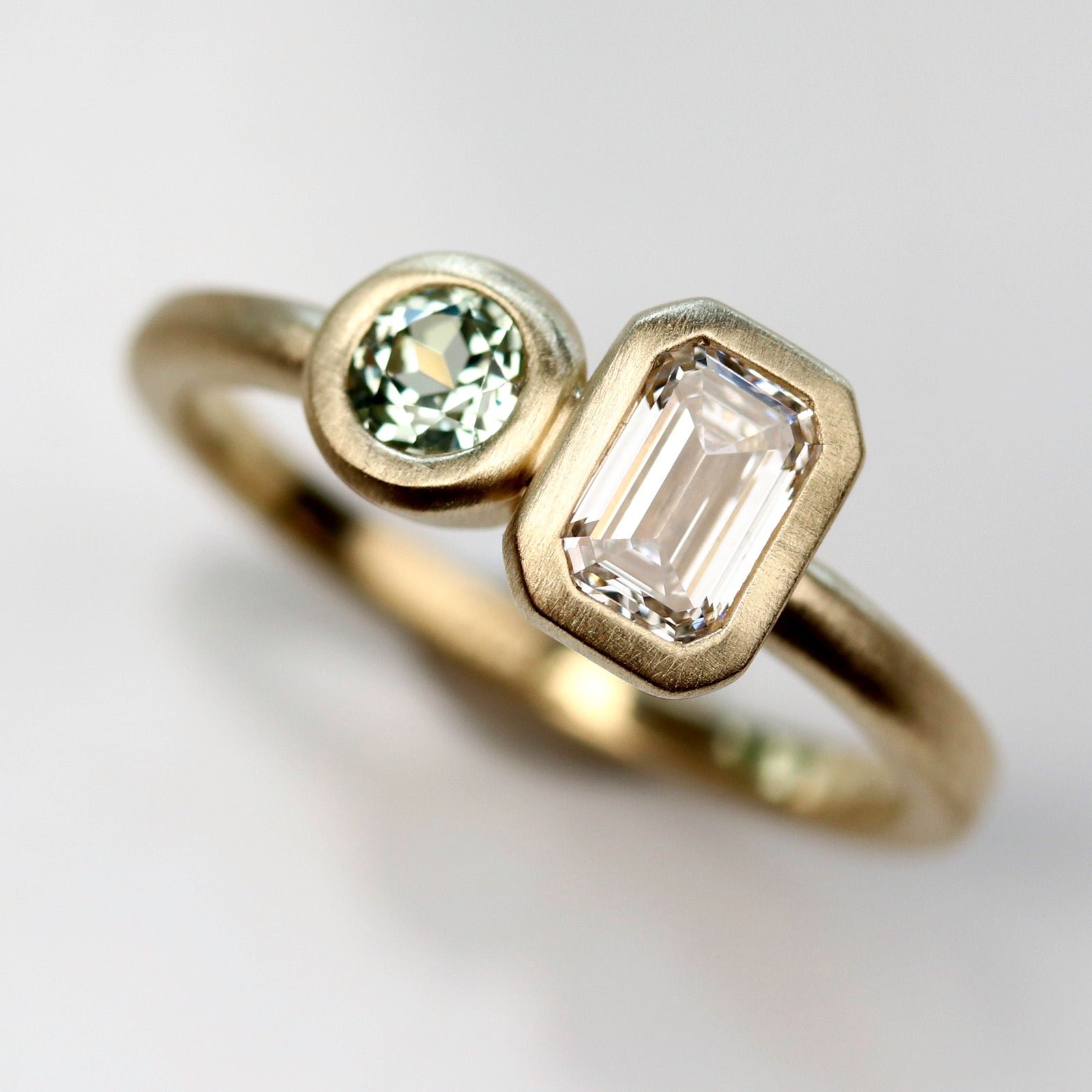 • Toi et Moi Sapphire & Diamond Engagement Ring